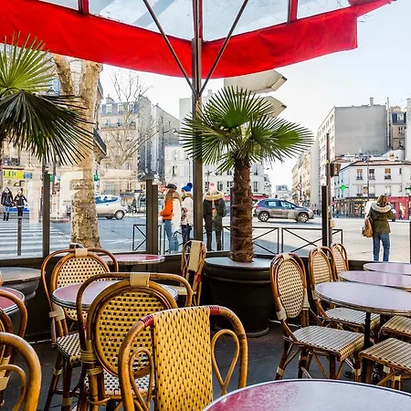 Veeve - Classic Montparnasse Paris
